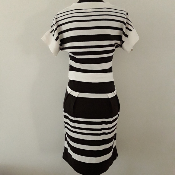 Banana Republic Scoop Neck Striped Sheath Dress - Picture 2 of 13